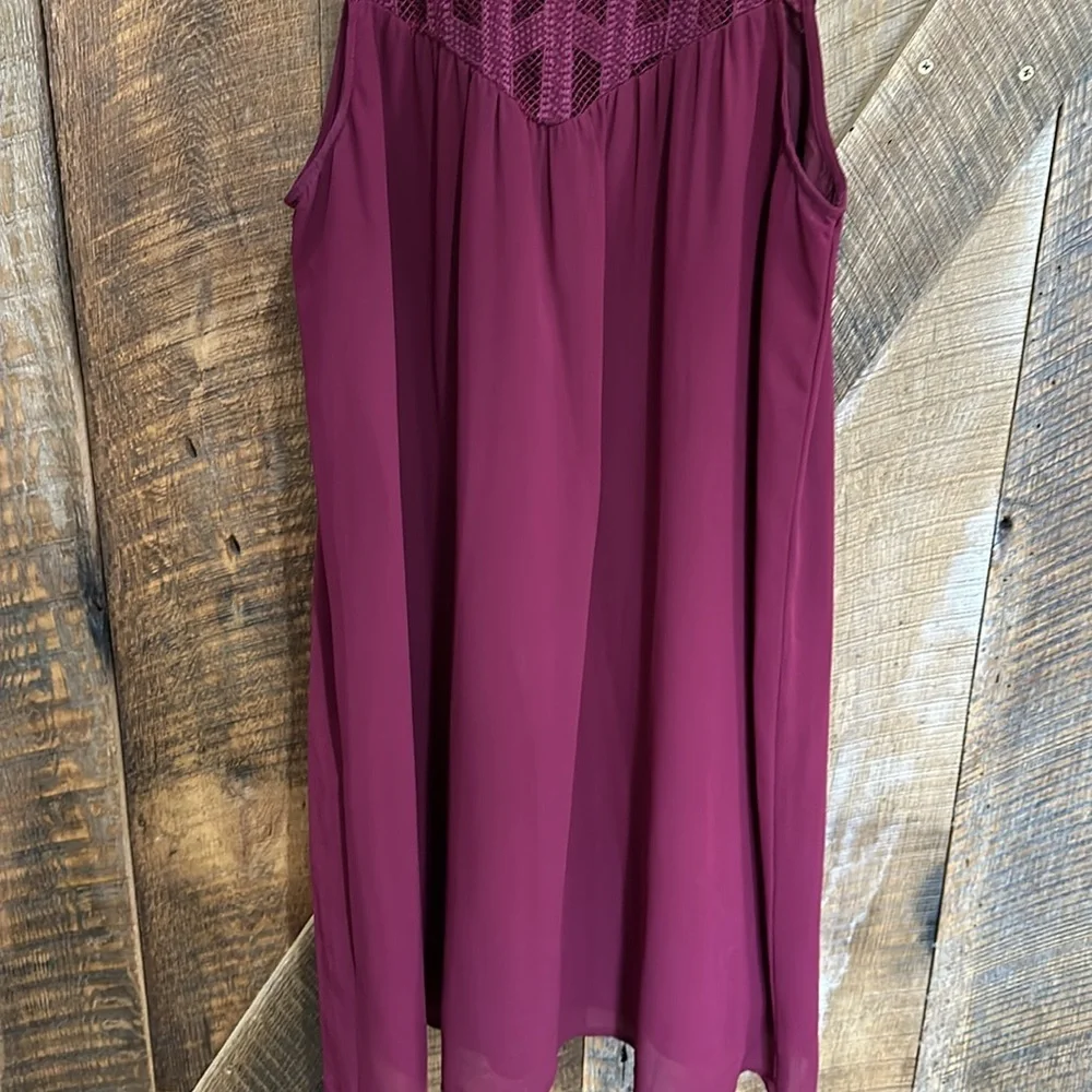 Charming Charlie dark wine lace front sheer overlay lined mini dress size medium - Picture 4 of 8